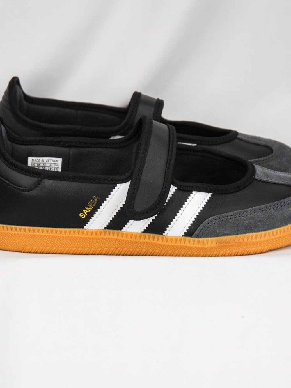 Adidas Samba Jane in Black - Picture 4 of 9